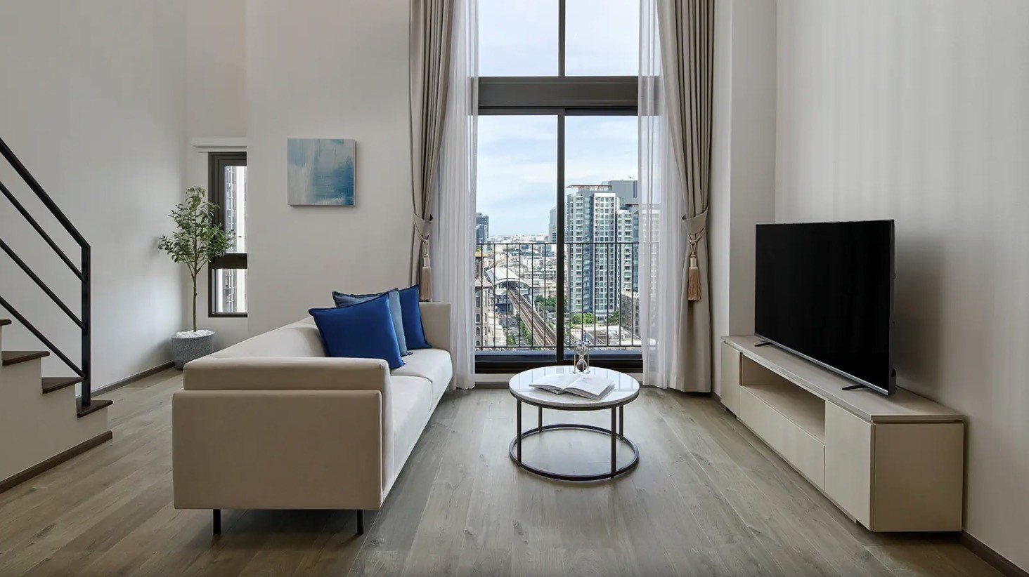 Service Apartment